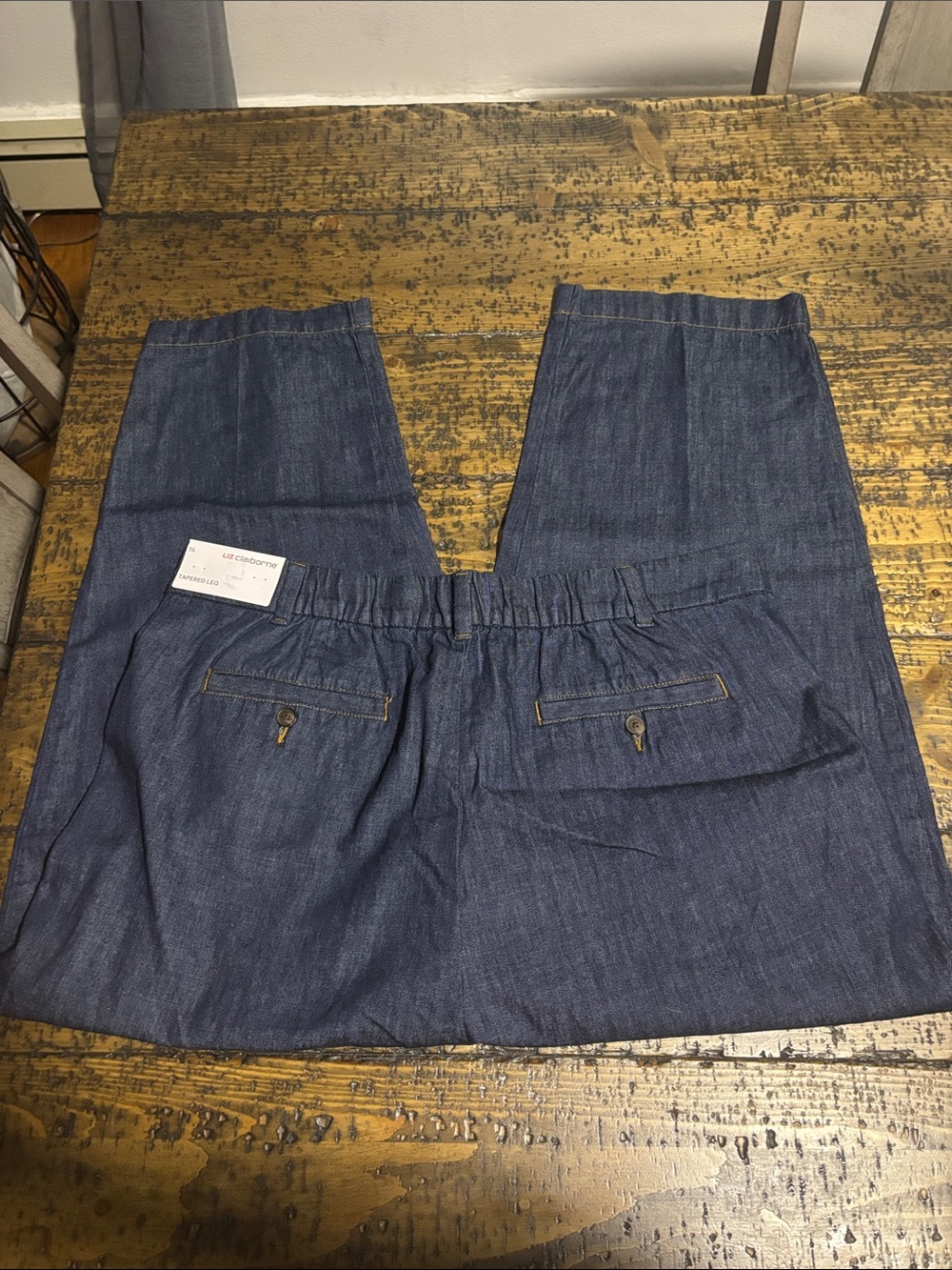 NWT Liz Claiborne Tapered Leg Denim Pants Size 16 Bergen Wash Back Elastic
